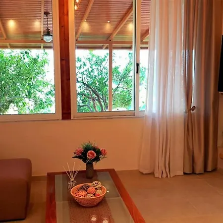 Villa Rania Loutraki Exterior photo